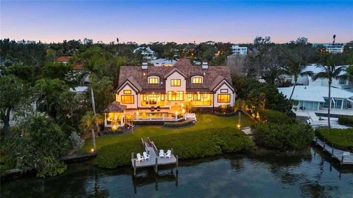 Property Photo: 4315 Mangrove Place FL 34242
