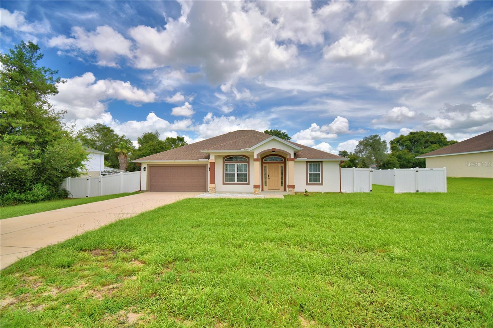 Property Photo:  3875 SW 102nd Lane Road  FL 34476 