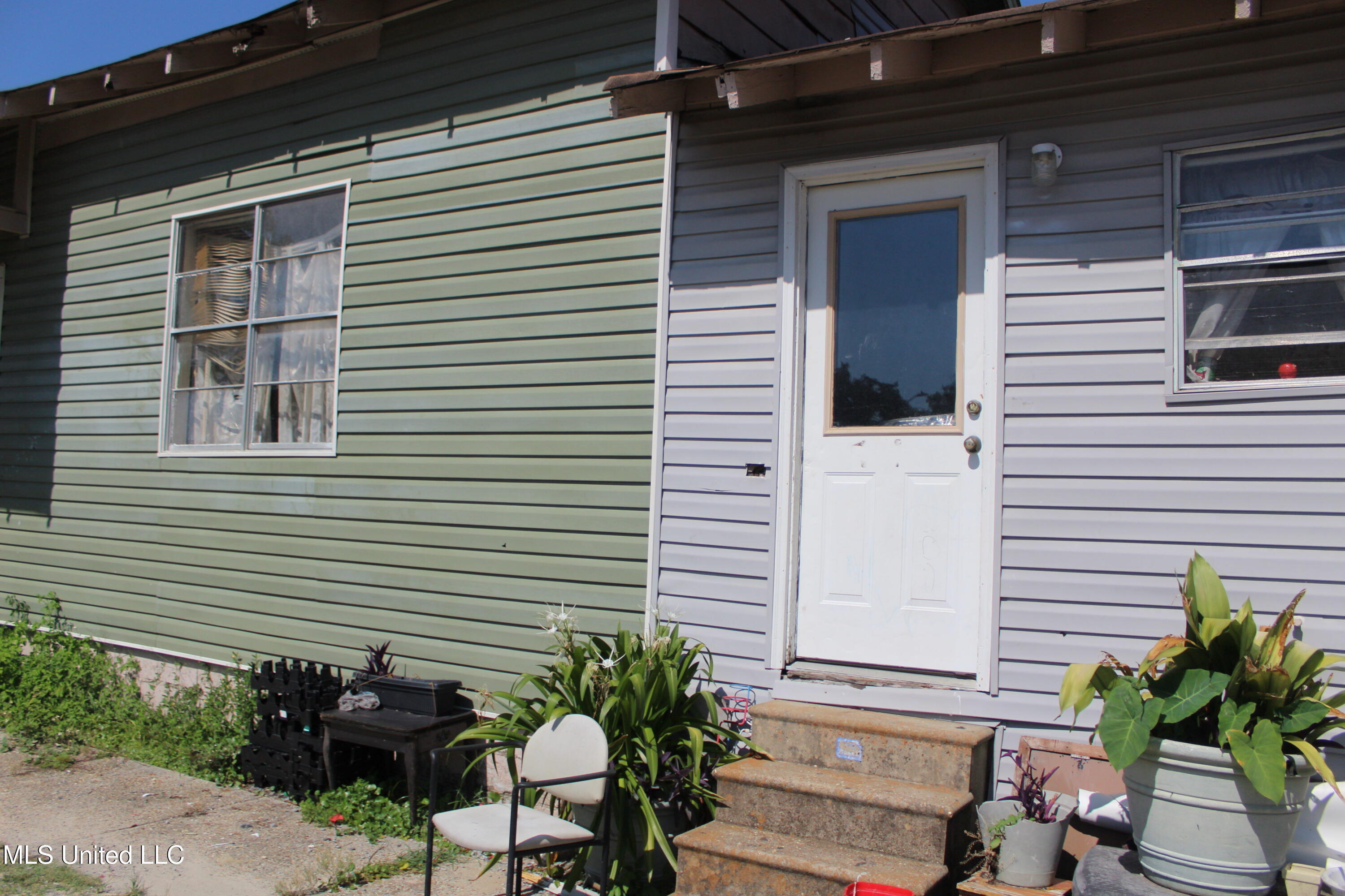 Property Photo:  1313 20th Street  MS 39501 