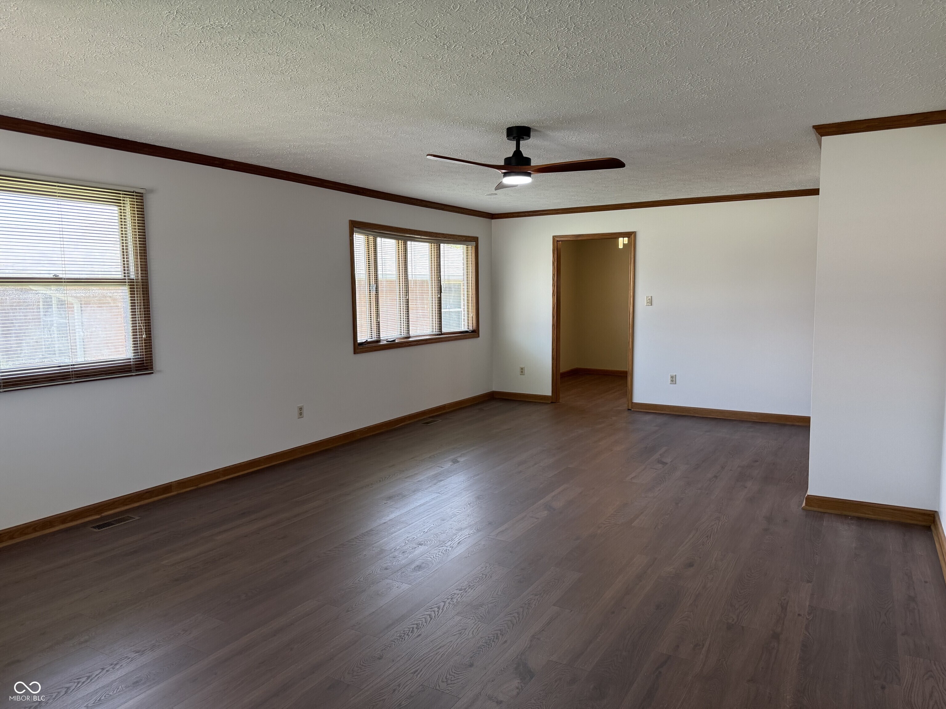 Property Photo:  509 E Main Street  IN 46112 