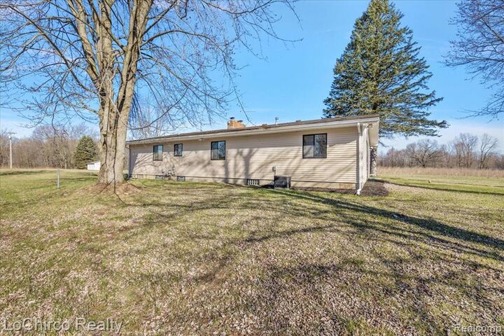Property Photo:  8603 N Owosso Road  MI 48836 9748 