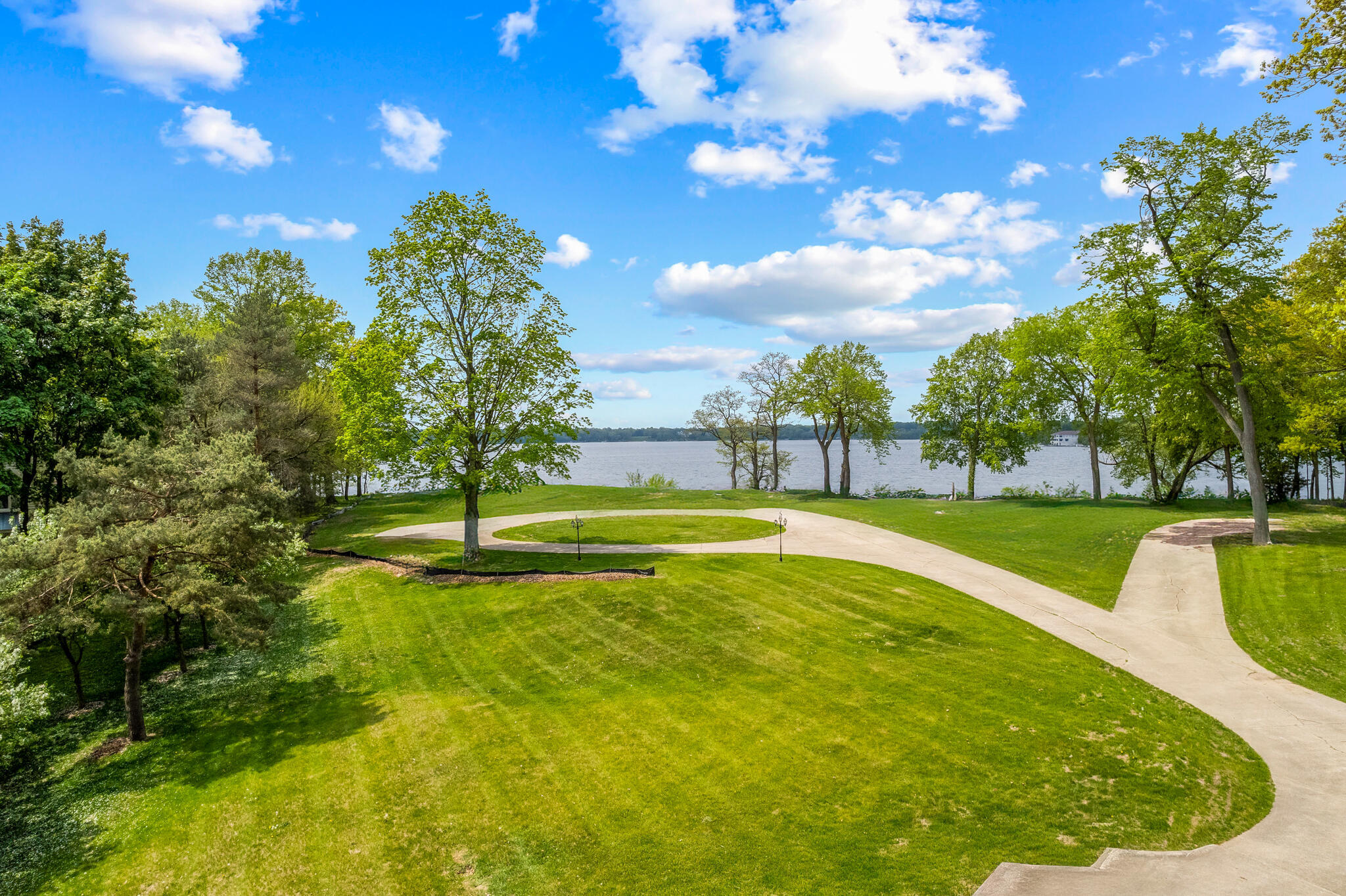 Property Photo:  4545 N Hewitts Point Rd  WI 53066 