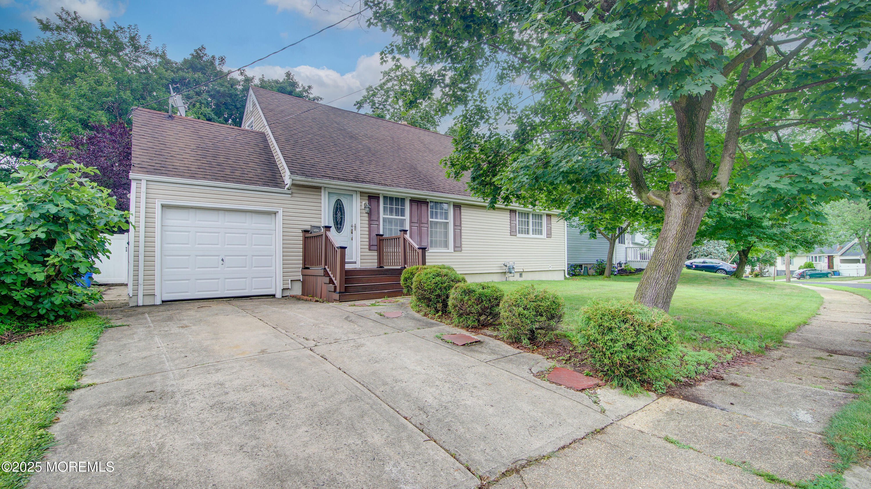 Property Photo:  24 Mercury Circle  NJ 08879 