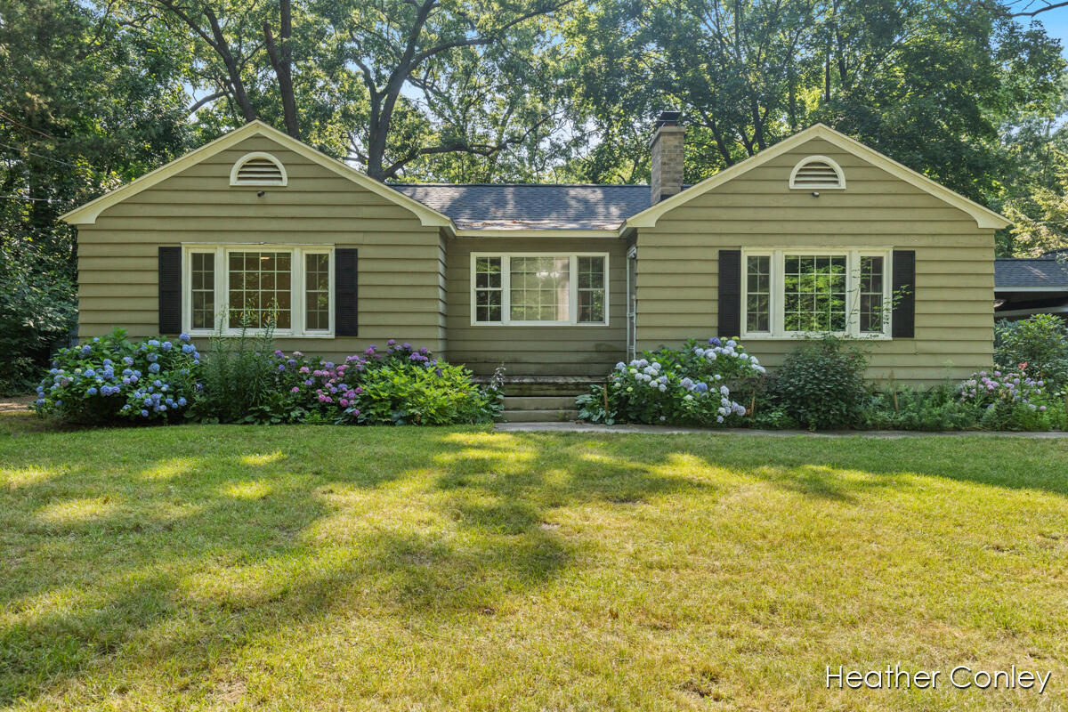 18086 N Fruitport Road  Spring Lake MI 49456 photo