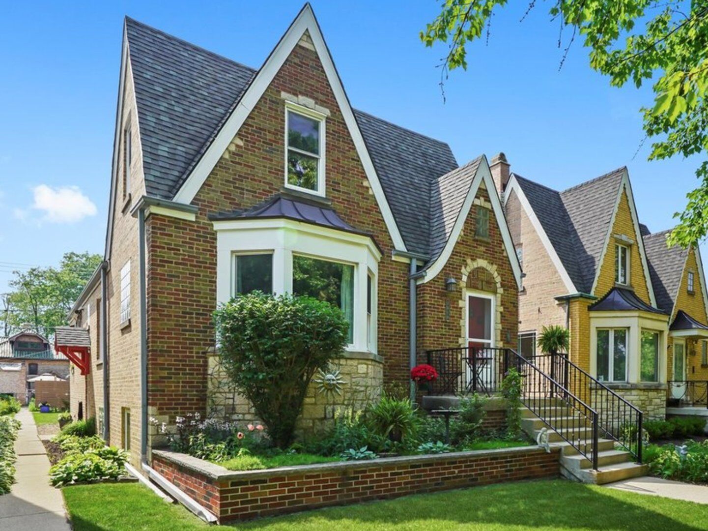 Property Photo:  3010 Wisconsin Avenue  IL 60402 