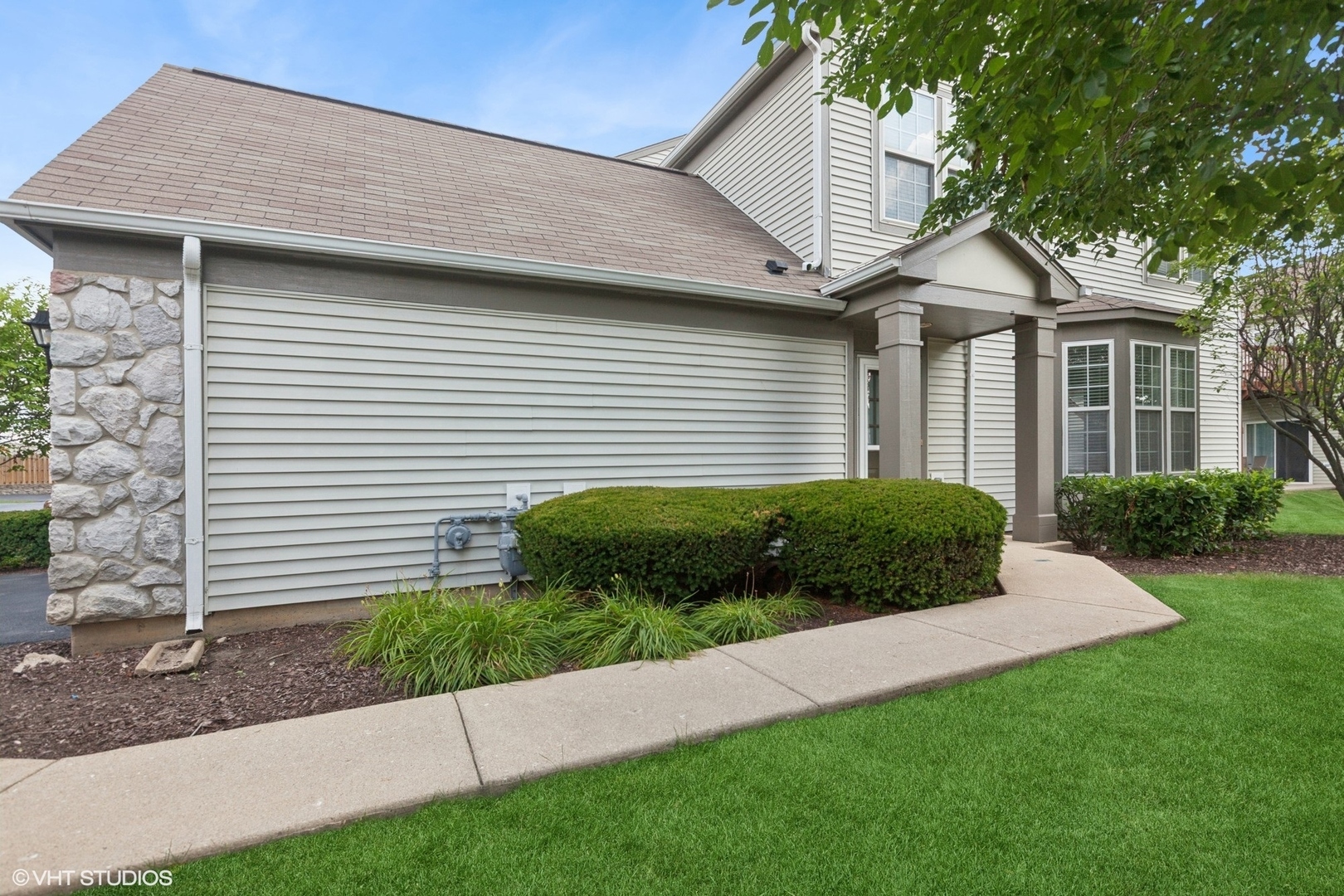 Property Photo: 3148 Ollerton Avenue 3148 IL 60502