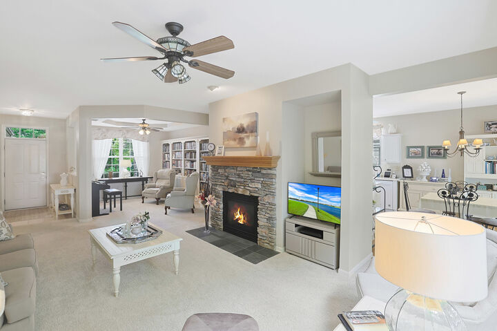 Property Photo: 12345 Hickory Court IL 60142