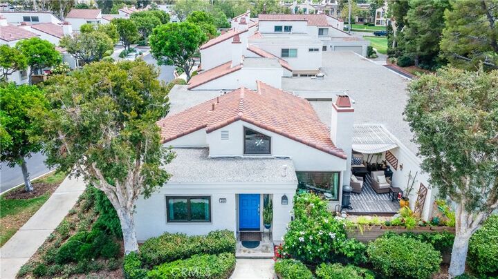 Property Photo:  23 Morena 32  CA 92612 