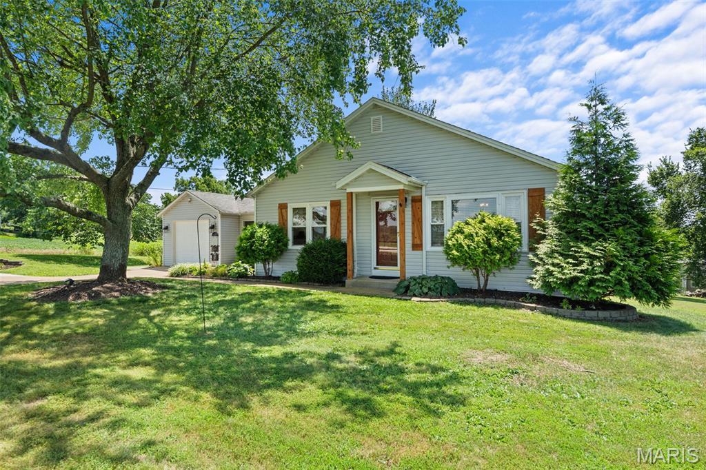 Property Photo:  3738 Old Highway 100  MO 63055 