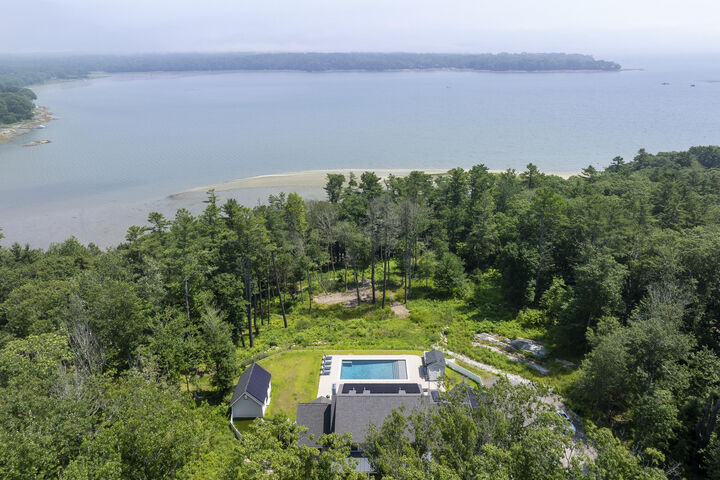 9 Bayview Drive  Cumberland ME 04110 photo