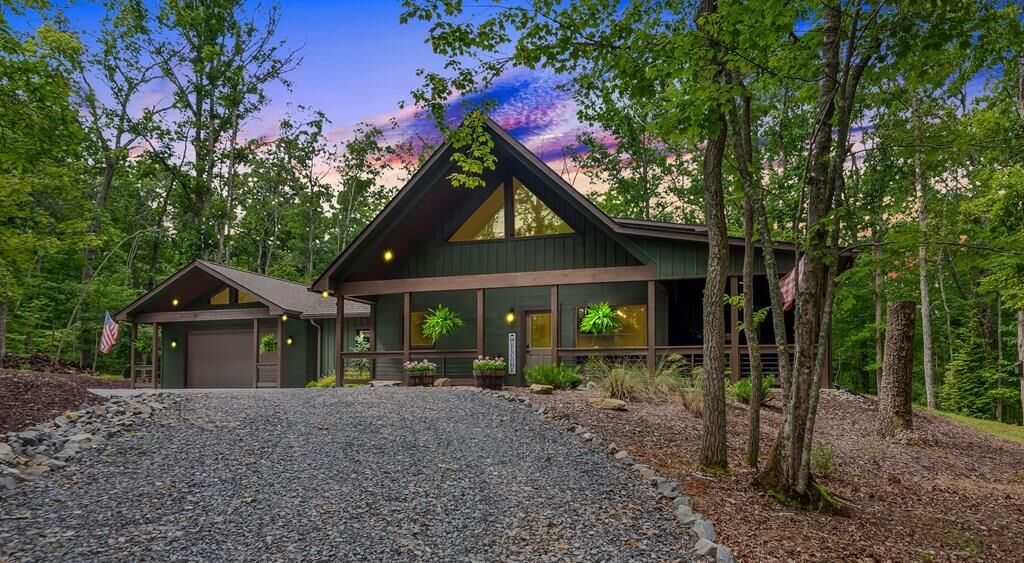 Property Photo: 261 Rooks Road GA 30559