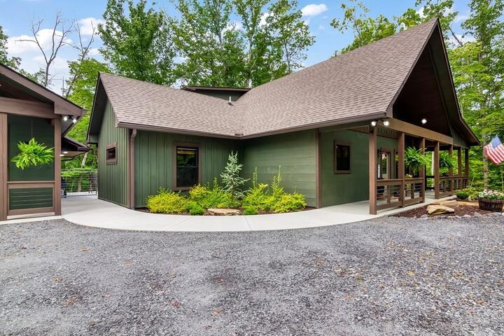 261 Rooks Road  Mineral Bluff GA 30559 photo