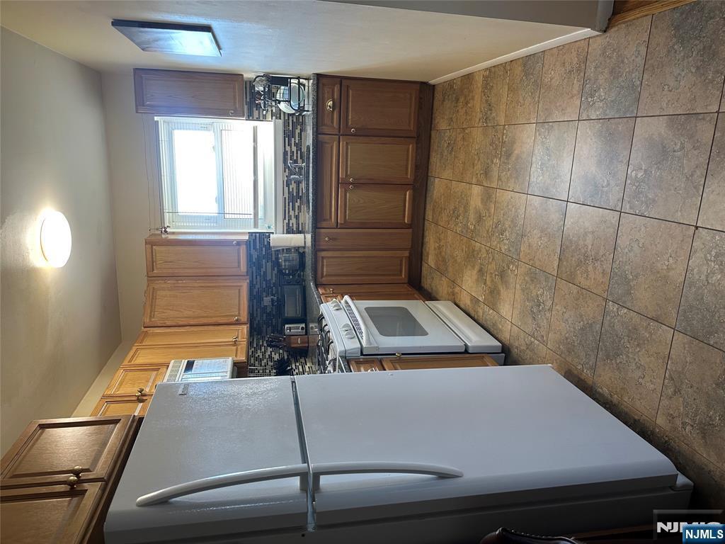 Property Photo:  1-38 Virginia Drive 138B  NJ 07410 