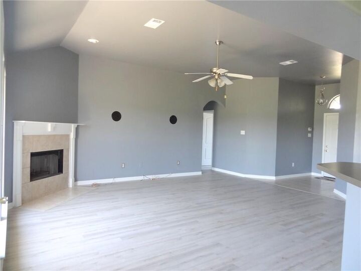 Property Photo: 170 River Pointe Drive LA 70068