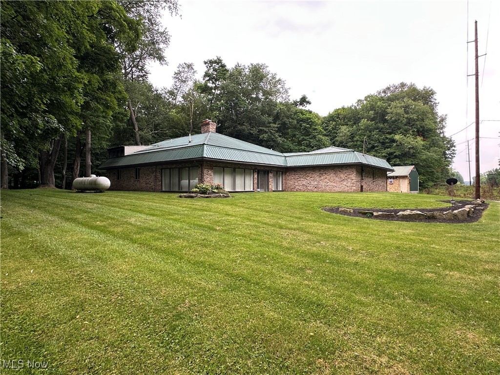 Property Photo:  7434 Fenton Road N  OH 44450 