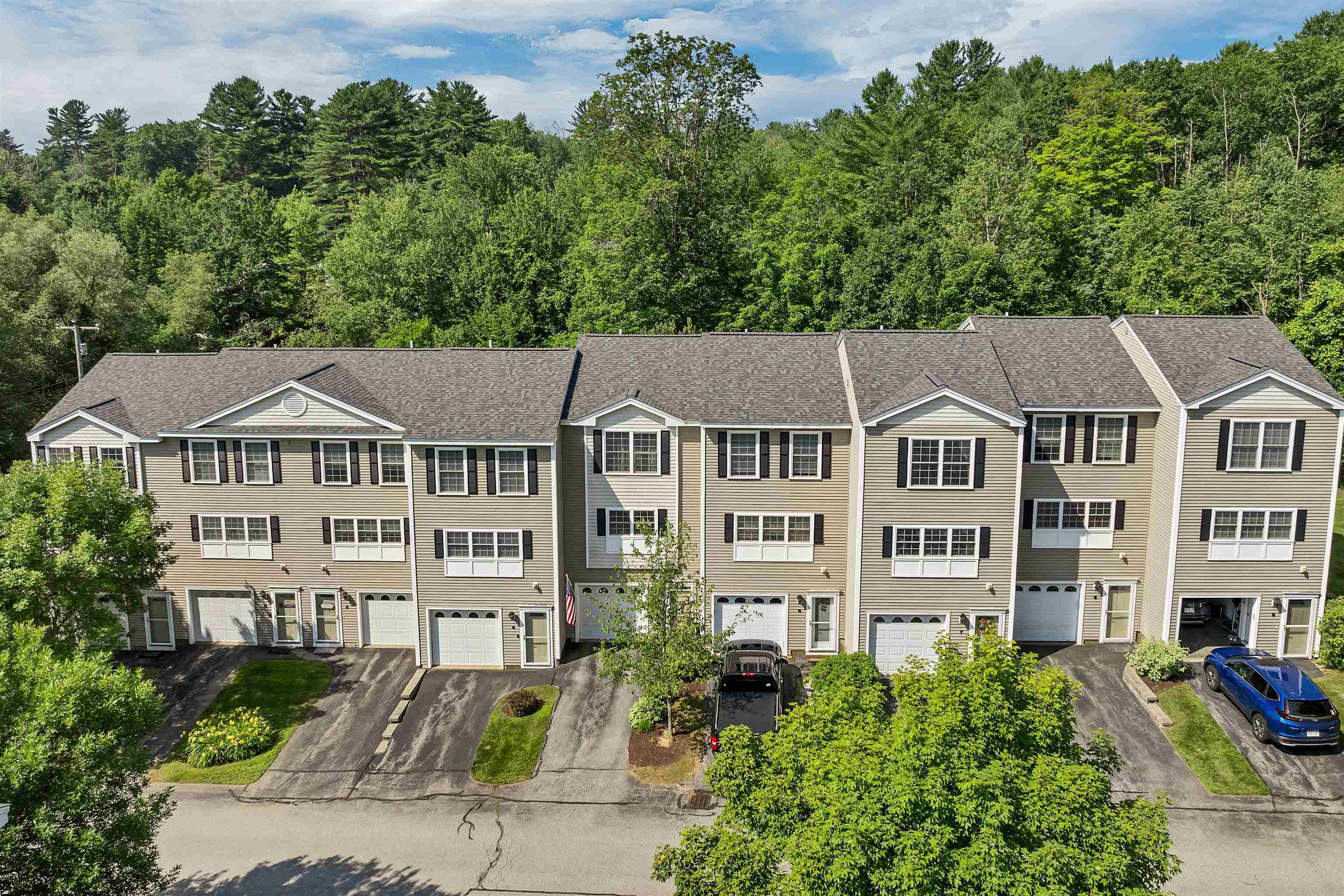 Property Photo: 10 Dillon Way NH 03246