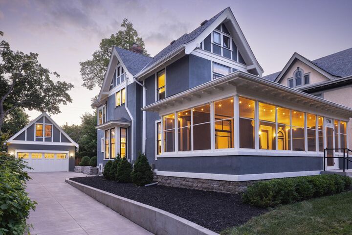 Property Photo: 1726 Irving Avenue S MN 55403