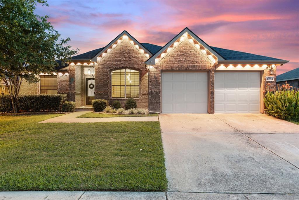 Property Photo:  7236 Jurassic Drive  TX 76002 