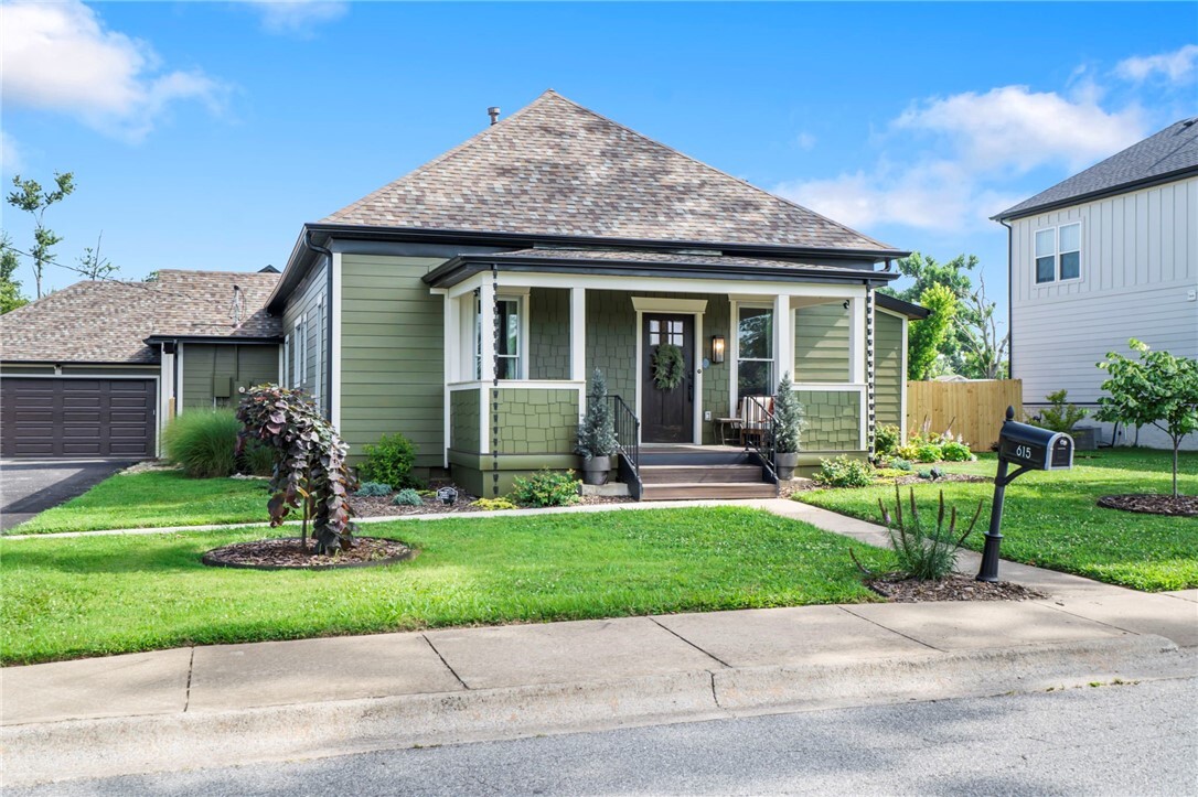 615 W Persimmon Street  Rogers AR 72756 photo
