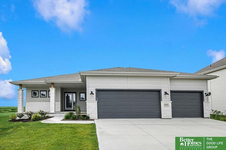 Property Photo:  10909 N 160 Street  NE 68007 