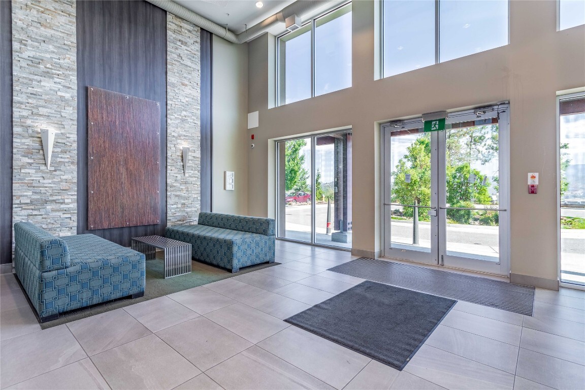 Property Photo:  935 Academy Way 123  BC V1V 3A9 