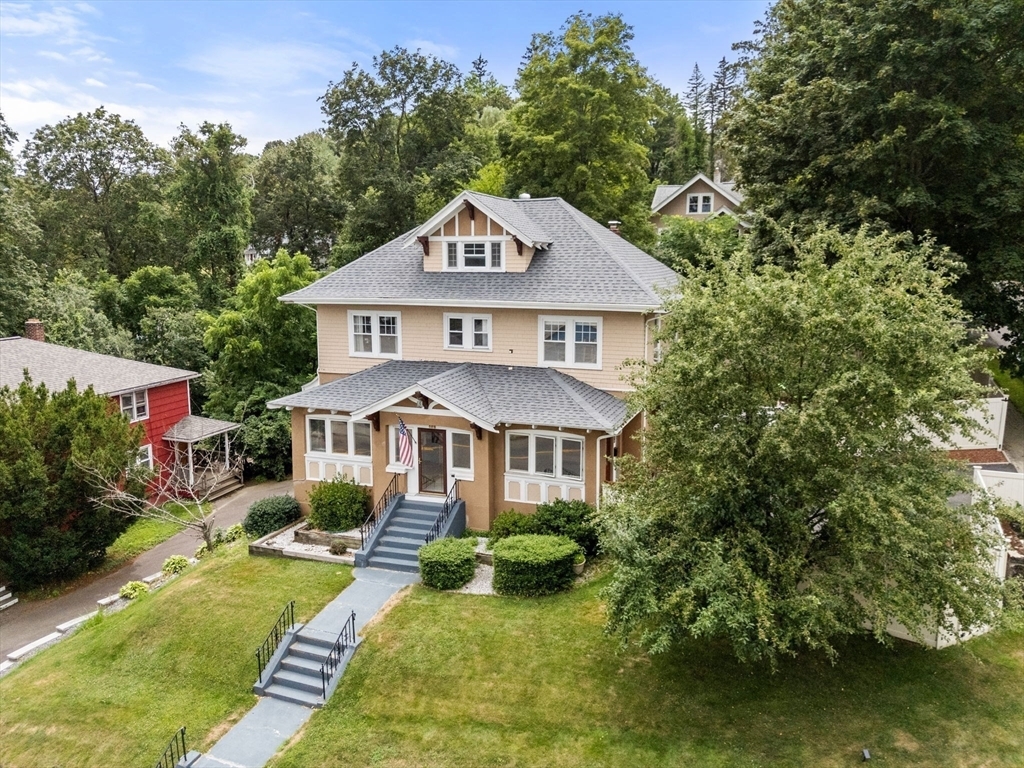 Property Photo:  828 Pleasant St  MA 01602 