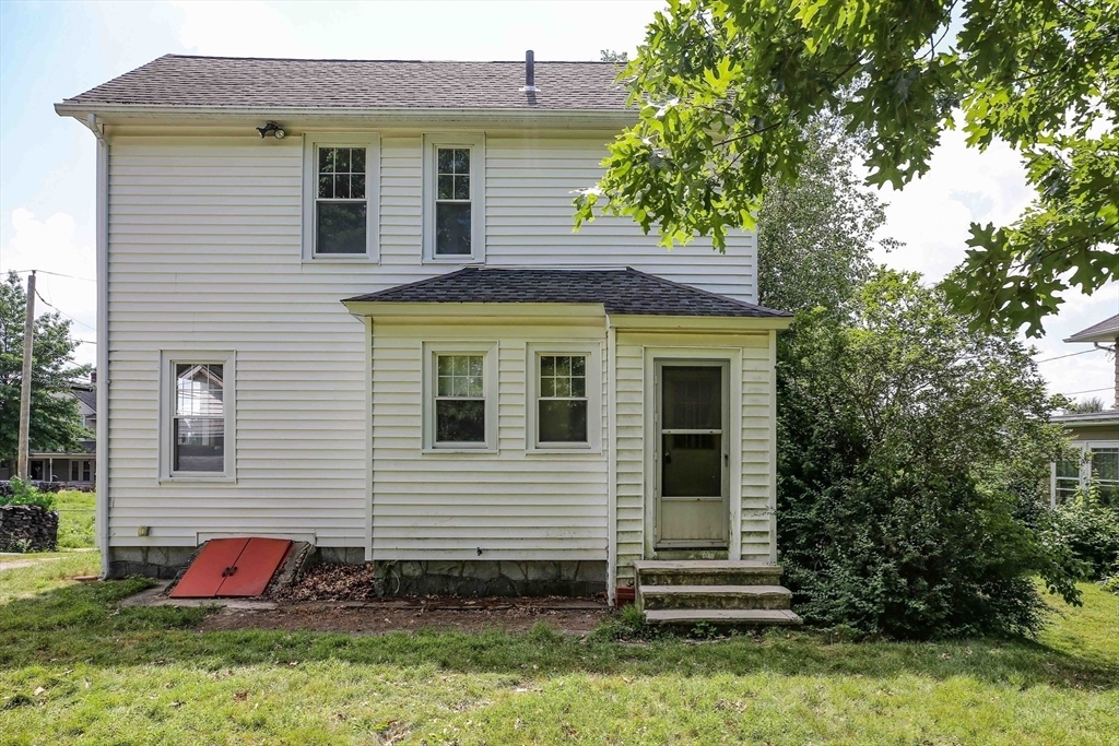 Property Photo:  120 Hillcroft Ave  MA 01606 