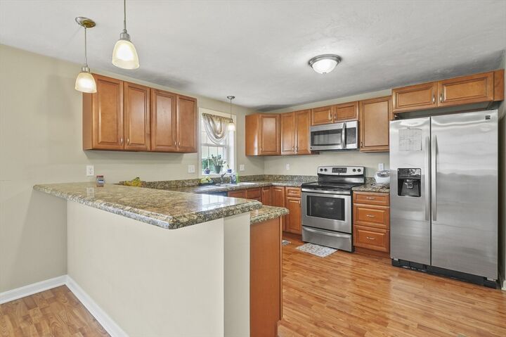 Property Photo: 28 Bittersweet Boulevard MA 01607