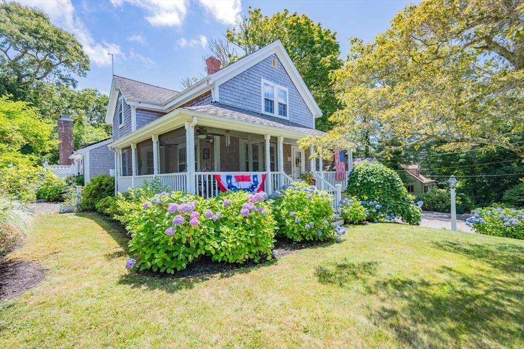 Property Photo:  181 School St  MA 02635 