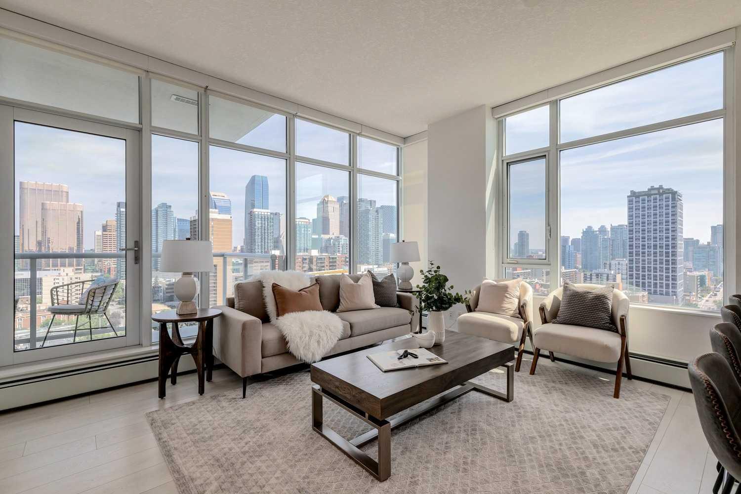 Property Photo: 1501 6 Street SW 1605 AB T2R 0Z7