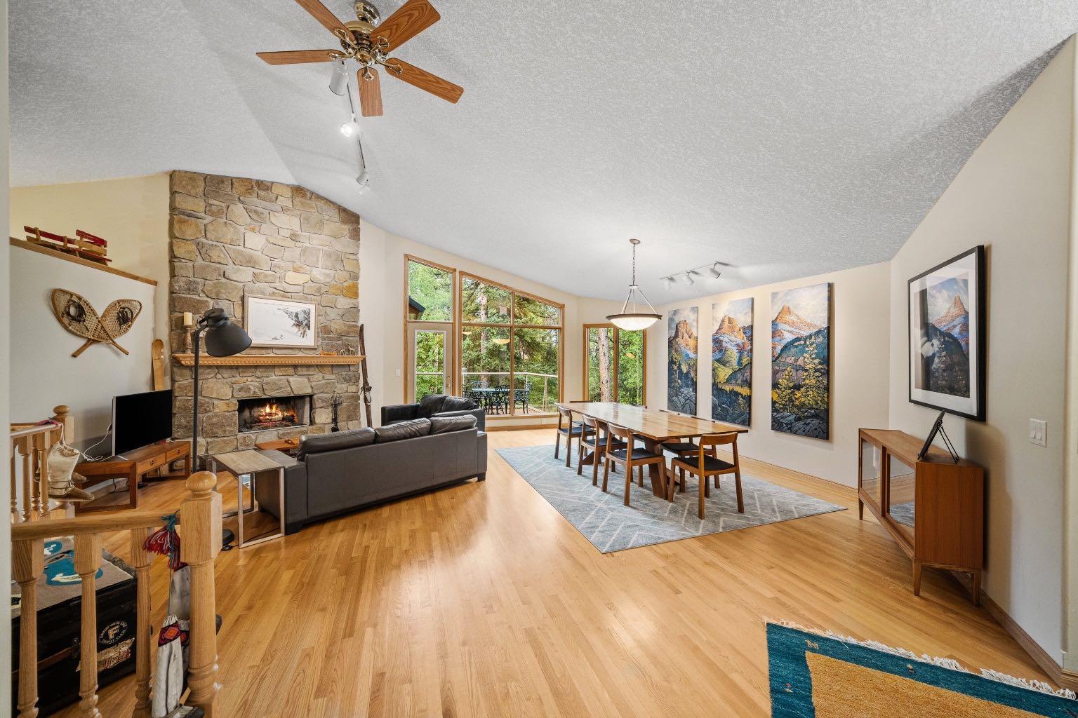 Property Photo:  241 Eagle Terrace Road  AB T1W 3C7 
