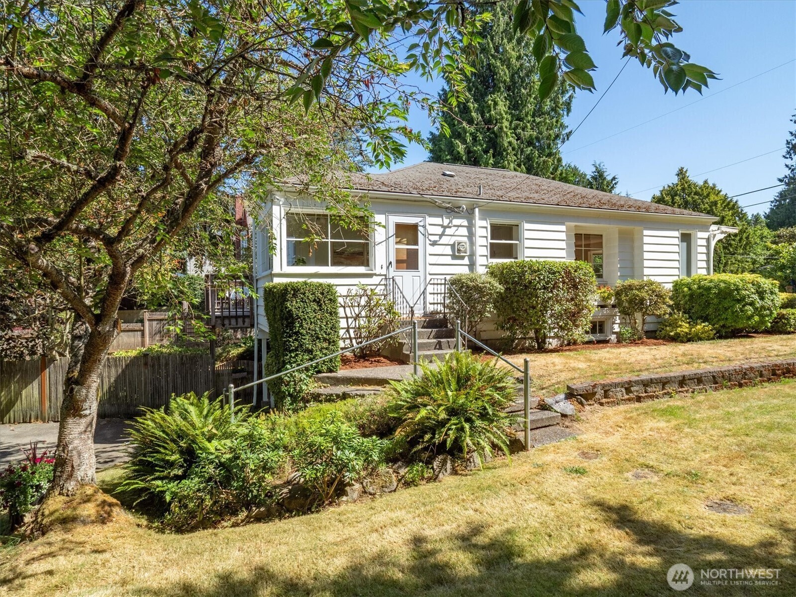 9501  27th Avenue NW  Seattle WA 98117 photo