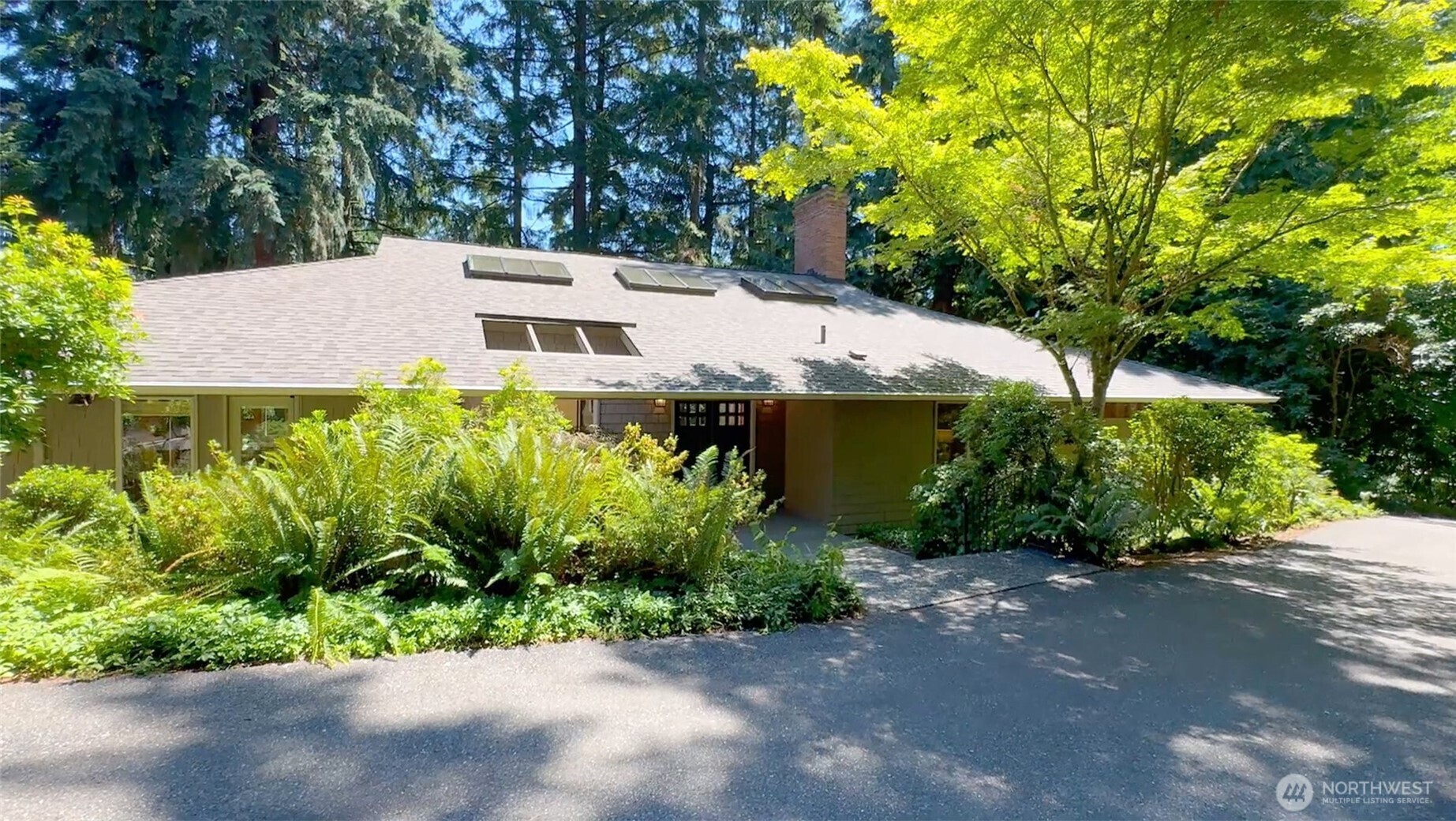13604 NE 28th Street  Bellevue WA 98005 photo
