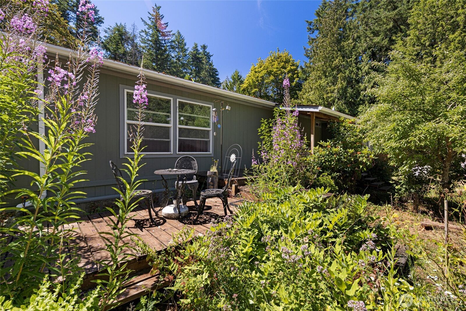 Property Photo:  300  Wildflower Lane  WA 98250