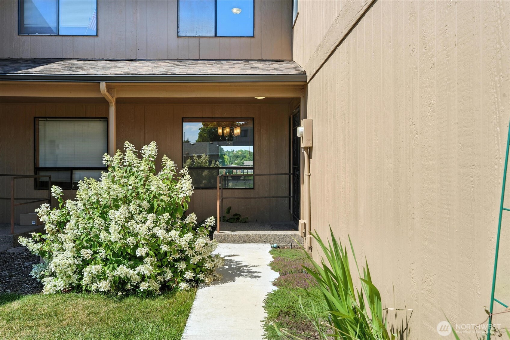 Property Photo:  1204  Lancer Drive  WA 99362 