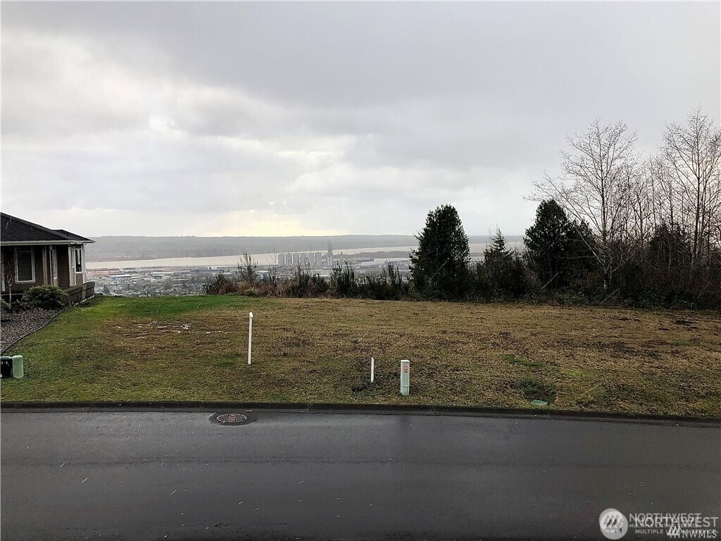 Property Photo: 1412 Grays Pointe Lane WA 98520