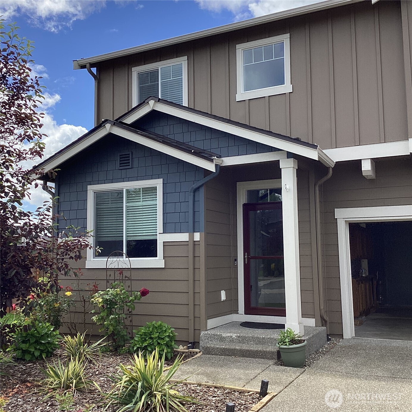 Property Photo:  10408  Tailspar Avenue  WA 98252 