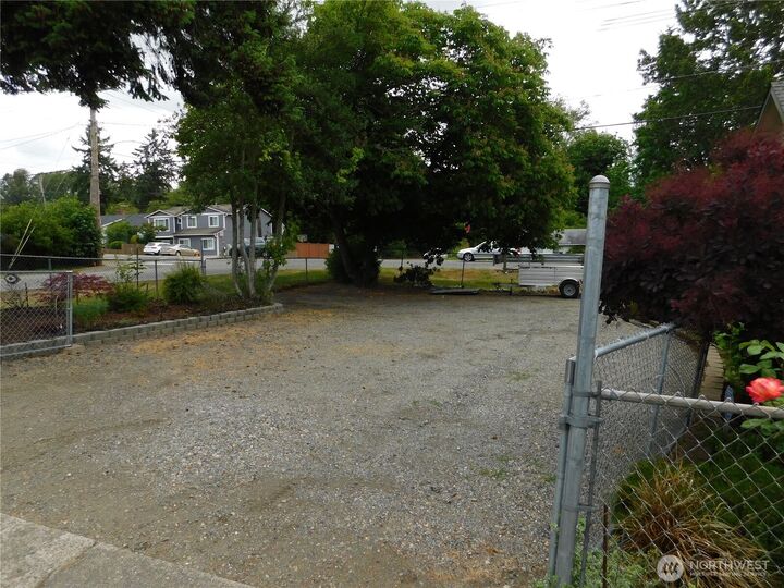 Property Photo:  25003  16th Avenue S  WA 98198 