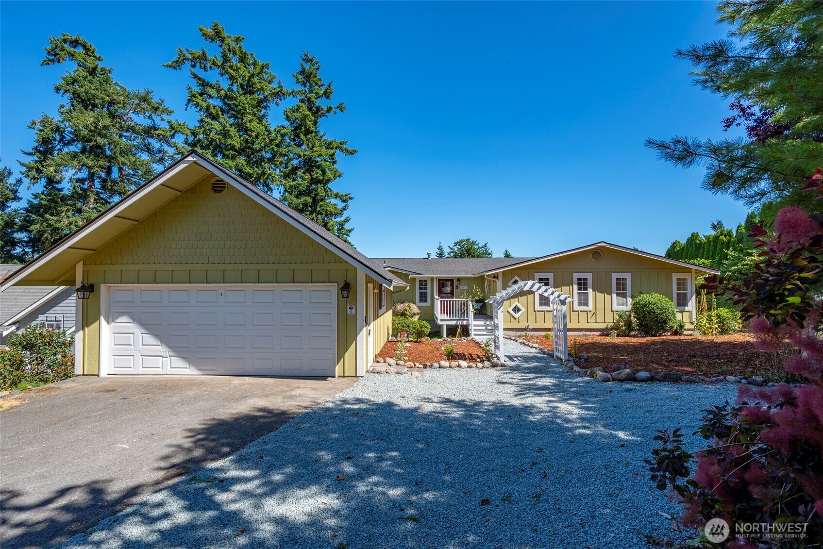 Property Photo: 2176 Aurora Court WA 98277