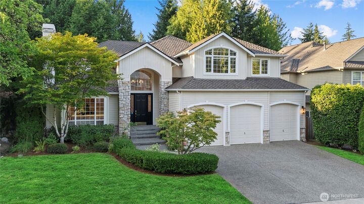 Property Photo:  3223  156th Place SE  WA 98012 