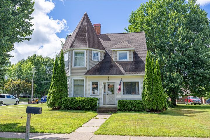 Property Photo:  320 Miner Avenue E  WI 54848 