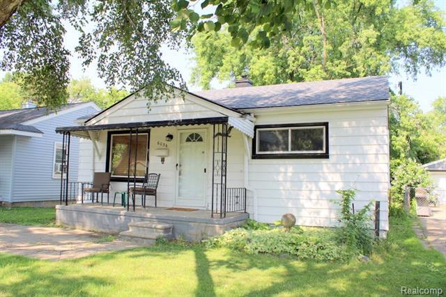 Property Photo:  6036 Huron Street  MI 48180 