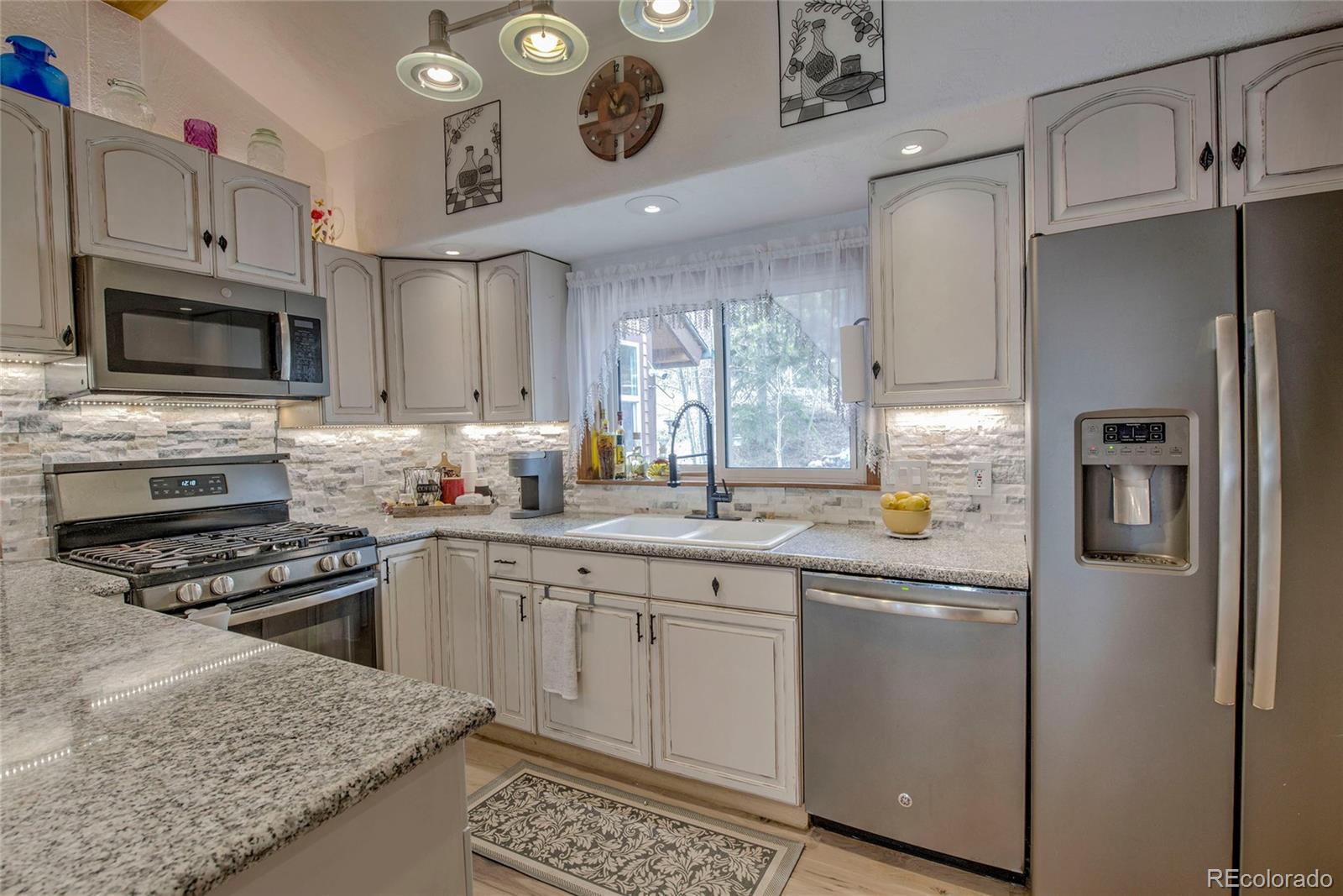Property Photo: 14 Rock Springs Road CO 80424