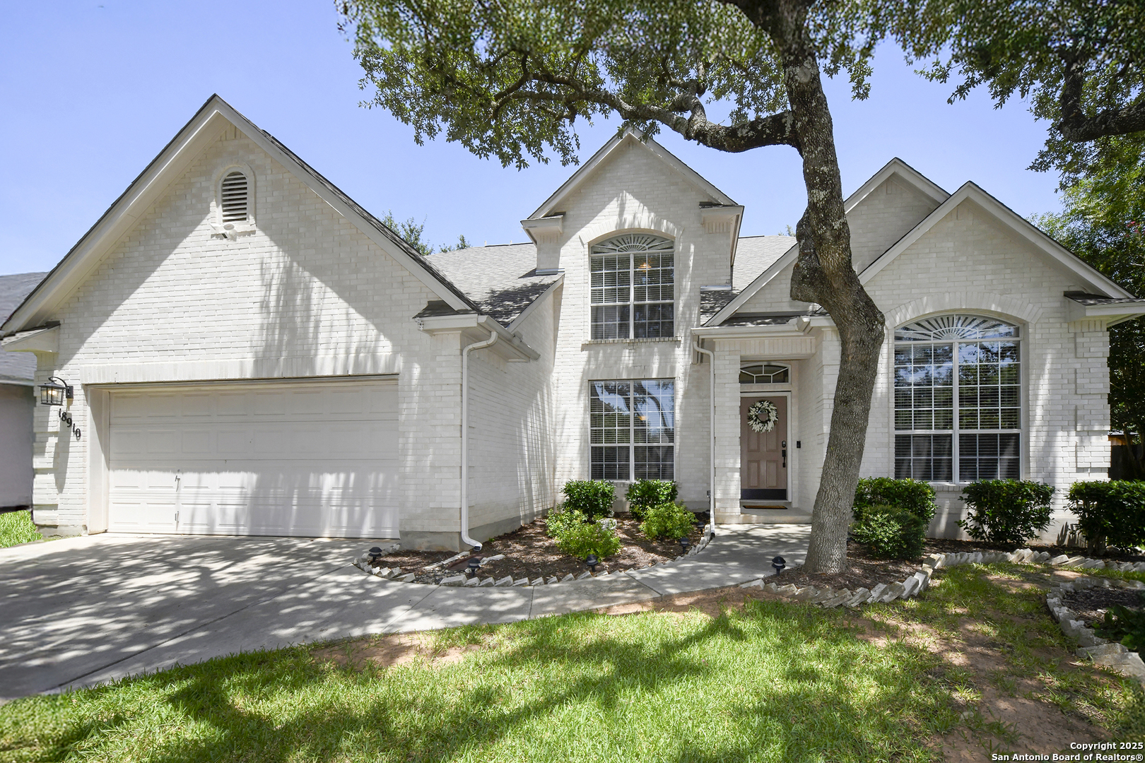 18910 Windsor Wood  San Antonio TX 78258 photo
