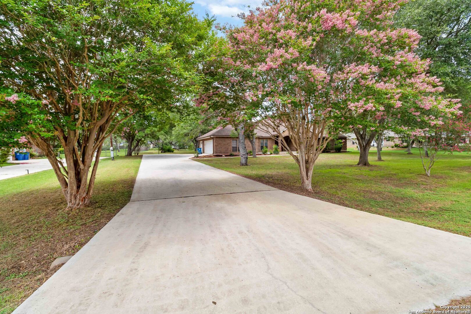 Property Photo: 3214 Triple Mdws TX 78263