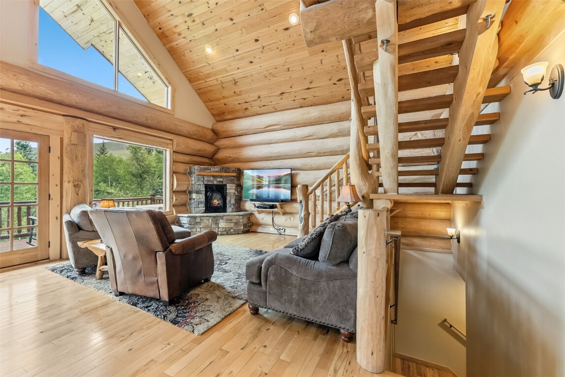 Property Photo:  615 Piney Acres Circle  CO 80435 