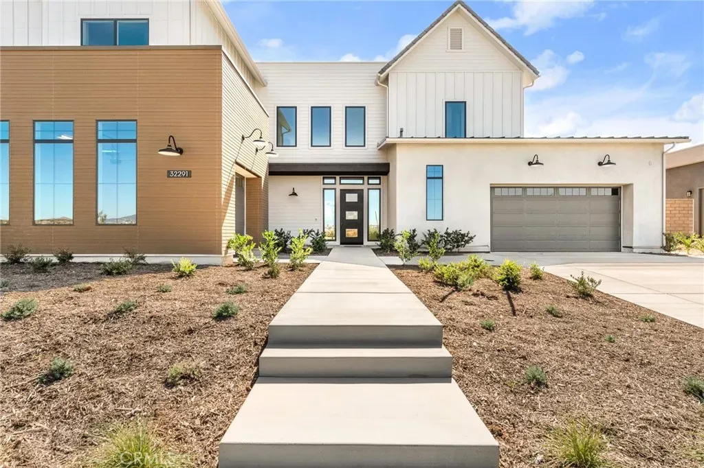 Property Photo: 32291 Daybrook CA 92591
