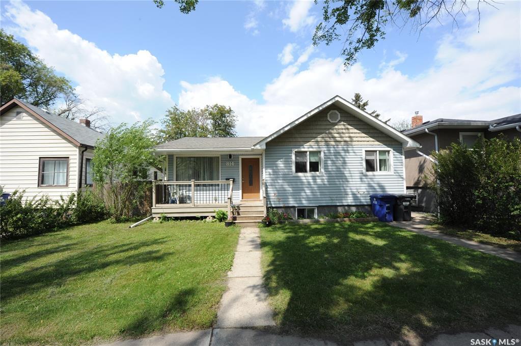 814 29th Street W  Saskatoon SK S7L 0N3 photo