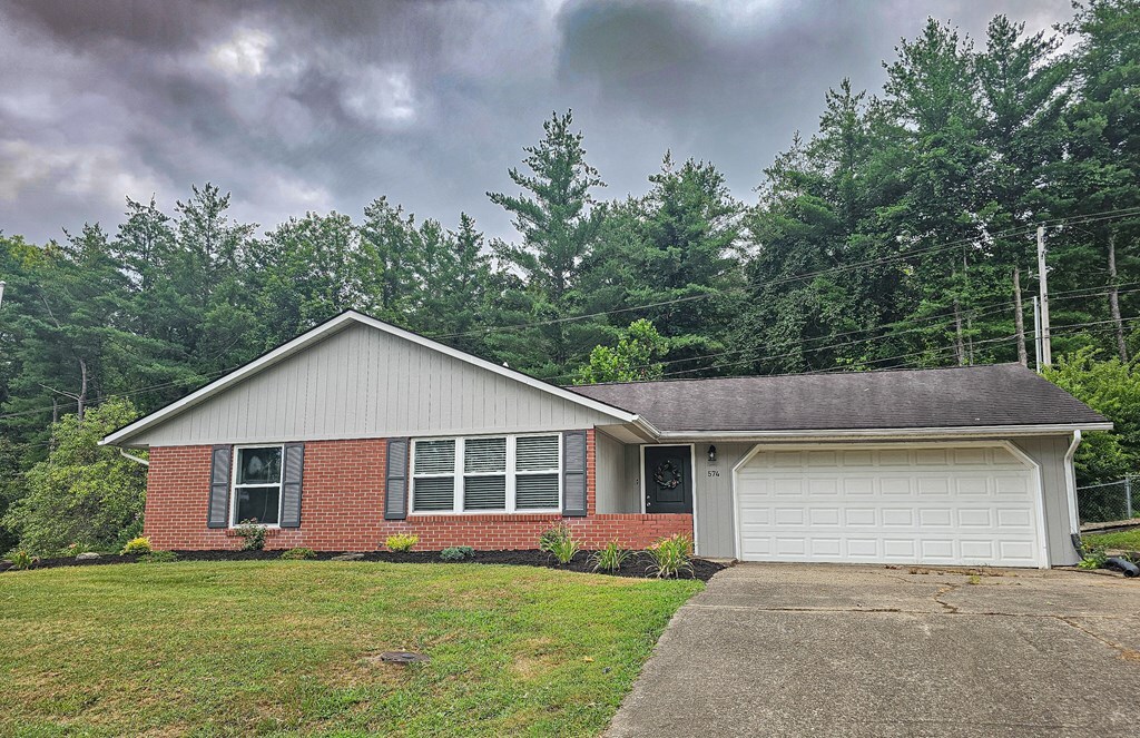 Property Photo:  574 Jay Drive  OH 45631 