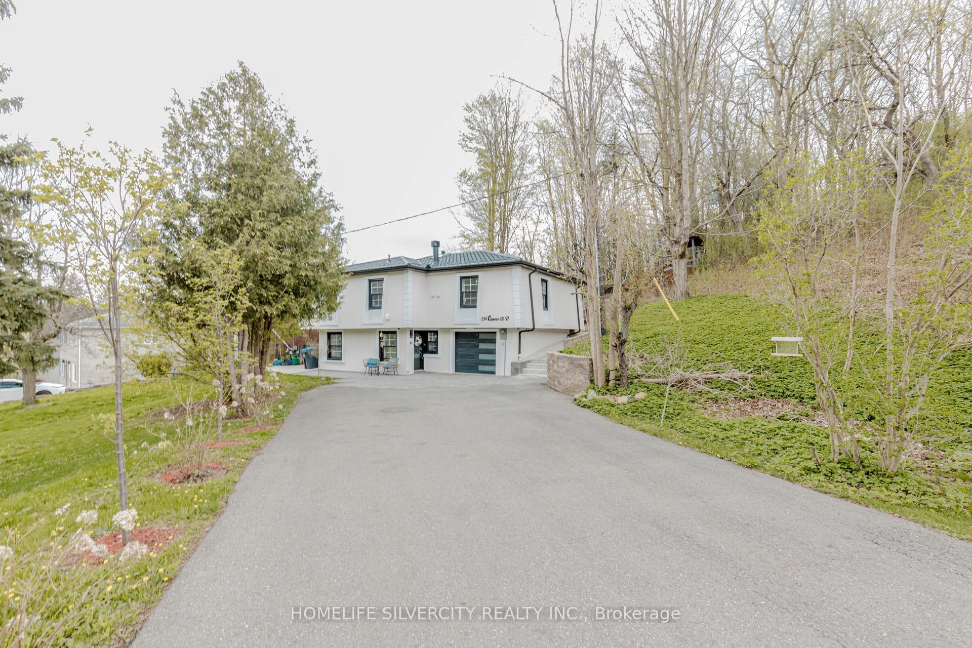 Property Photo: 134 Queen Street ON L7E 2M7